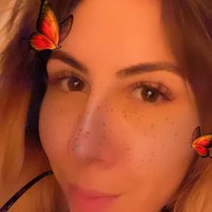 Meet your Posher, Christina